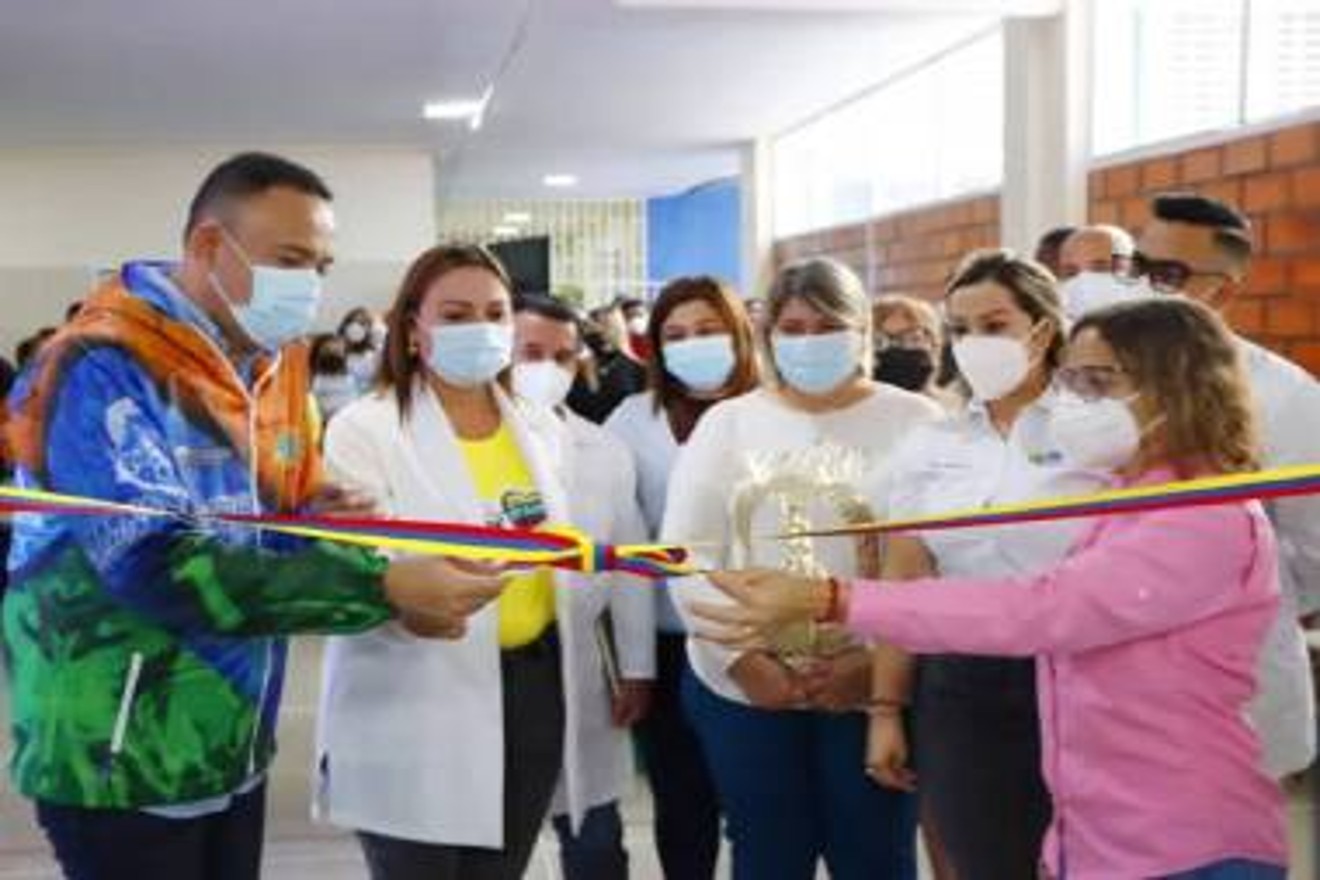 Ministra da Saúde inaugura os espaços médicos do Hospital Universitário de Portuguesa |