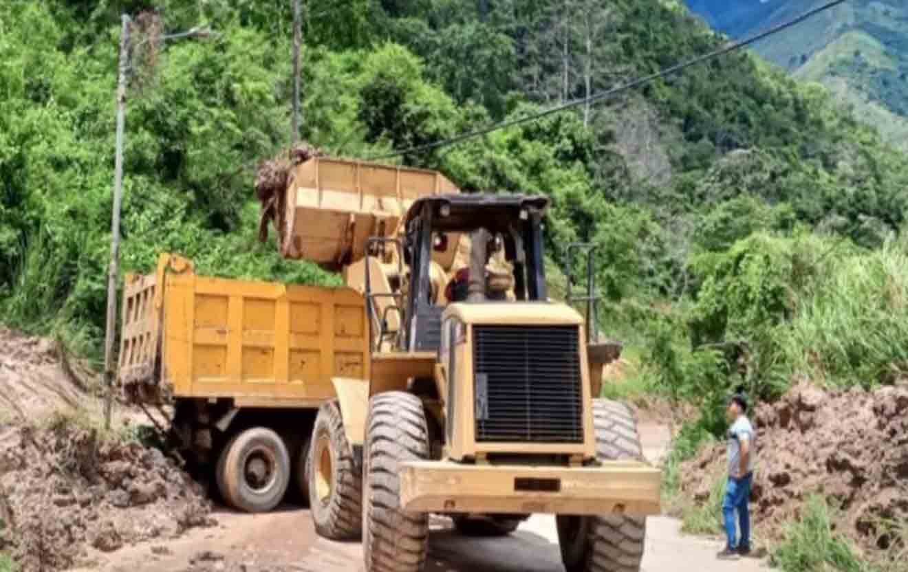 Gobierno Bolivariano ordenó despeje de obstrucciones viales por lluvias en todo el territorio nacional
