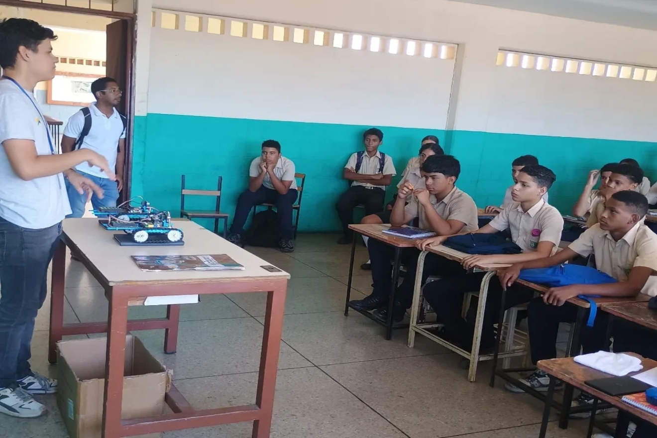 Falcón (4)