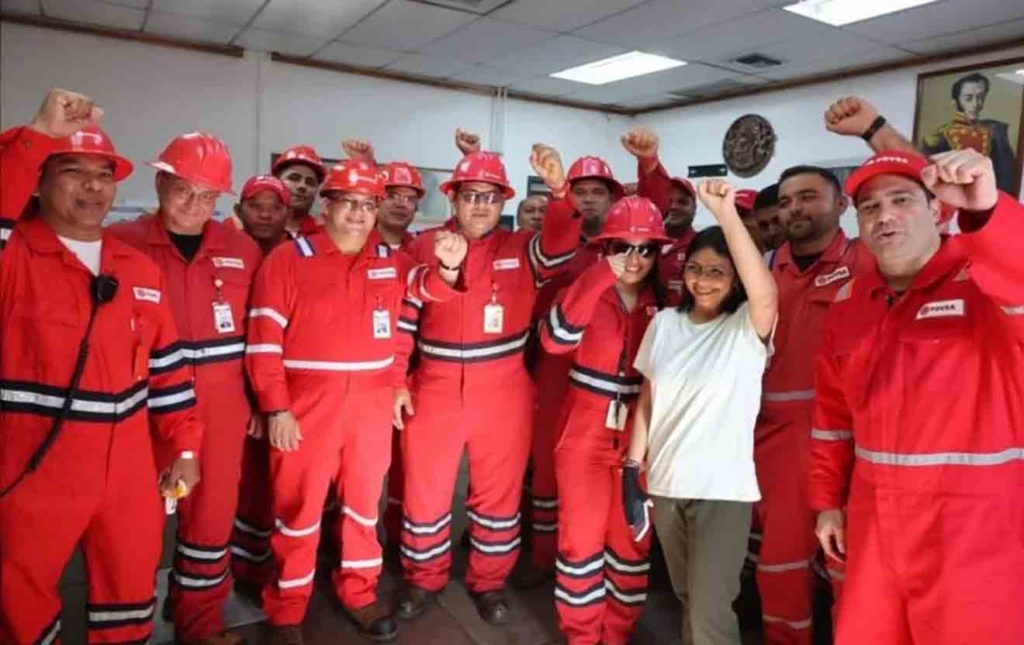 Vicepresidenta Rodríguez hizo un reconocimiento a los trabajadores fuerza motriz del milagro venezolano