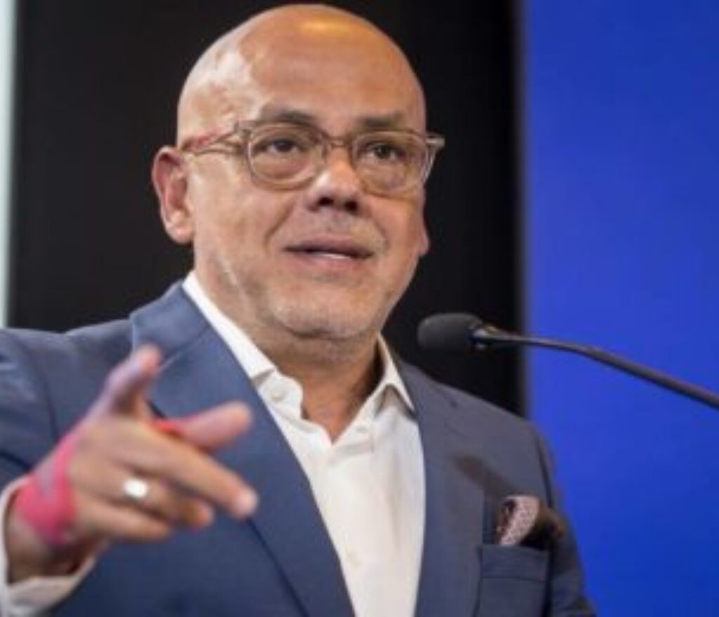 Jorge Rodríguez propone cambio de nombre de la Ley de Endeudamiento del país