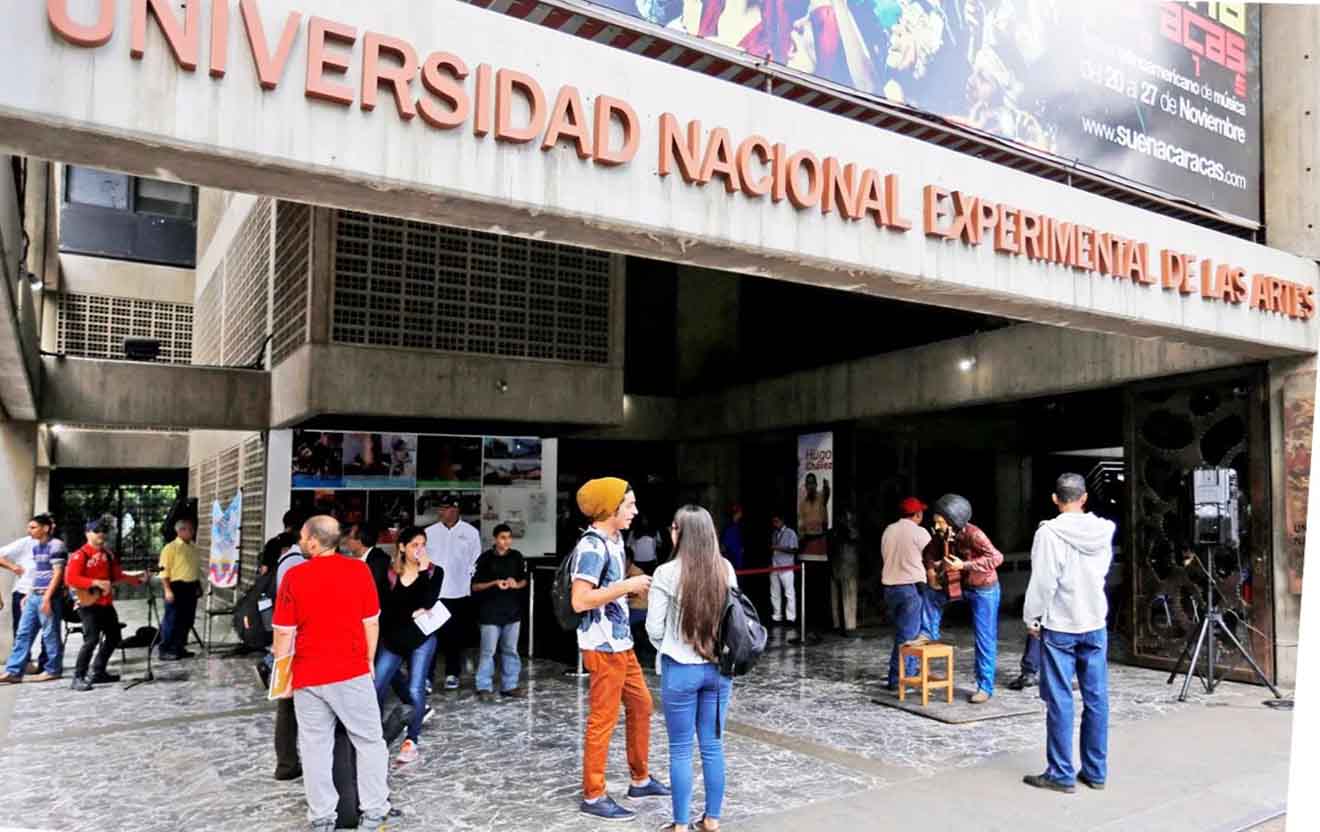 UNEARTE celebró 17 Años con arte y reconocimiento
