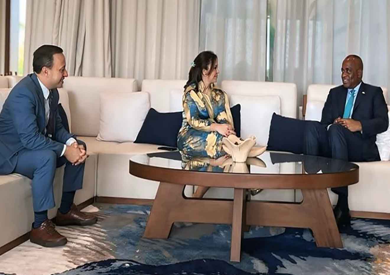 Venezuela y Dominica