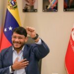 Líderes sociales y políticos acuerdan realizar Cumbre de los Pueblos en Caracas