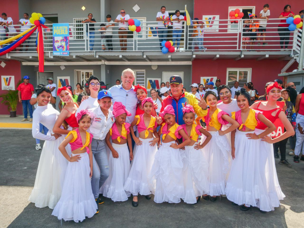 -4906887616586779493_121