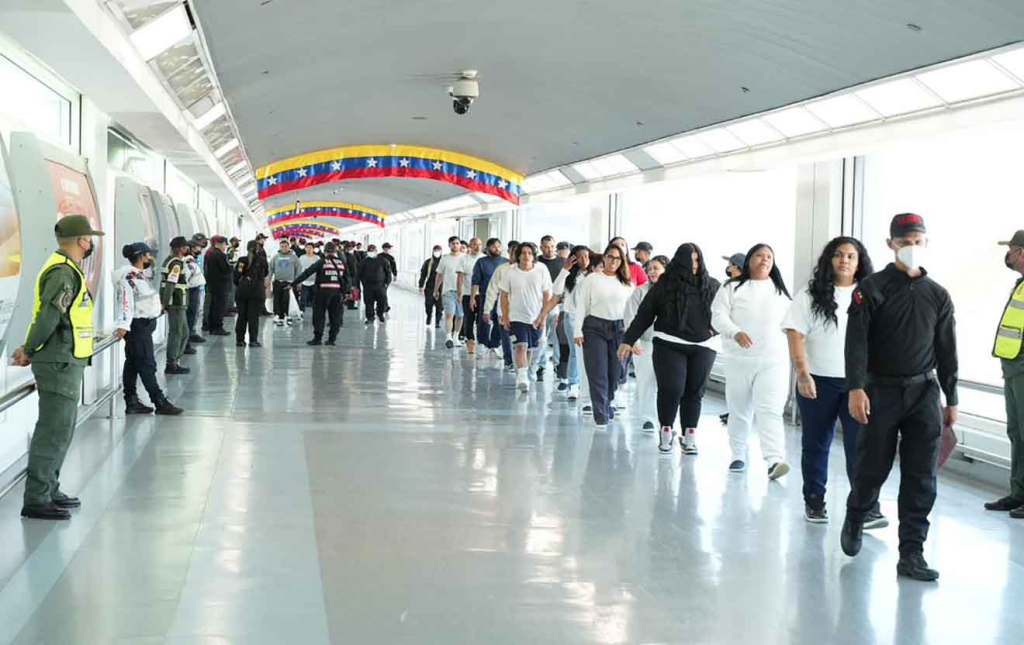 Gran Misión Vuelta a la Patria retornó a 290 migrantes venezolanos provenientes de EEUU