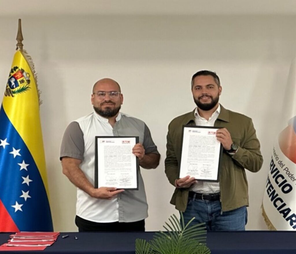 Librerías del Sur firma convenio para promover bibliotecas en centros penitenciarios