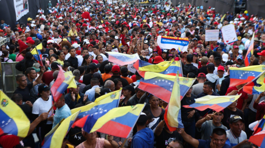 photo_4956606308329130897_y