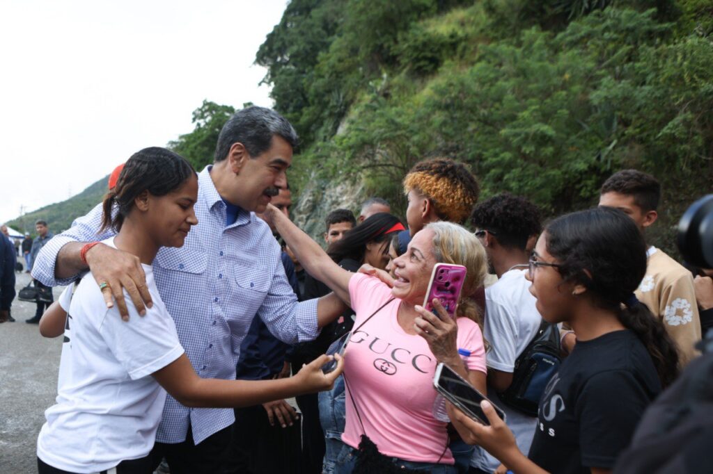 photo_4967674817008044914_y-1024x682