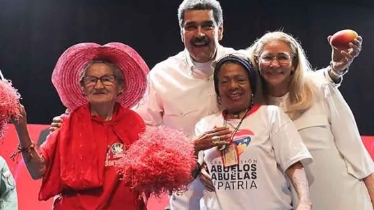 Presidente Maduro - Abuelos de la Patria