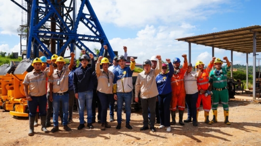 photo_5150352128432868962_y