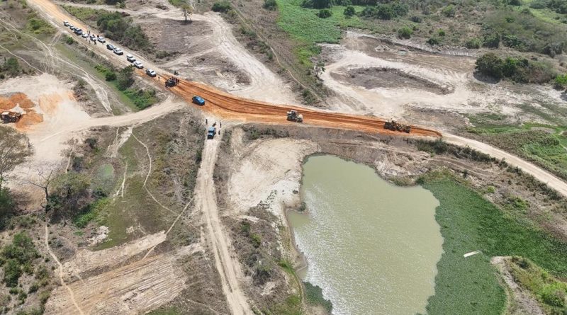 photo_4994556312939072484_y-800x445