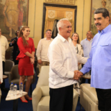 cortesia-presidente-nicolas-maduro-recibe-a-delegacion-del-pcc-48429