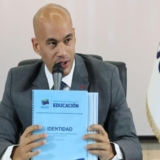 Ministerio de Educación inició debate sobre impacto de las tareas escolares