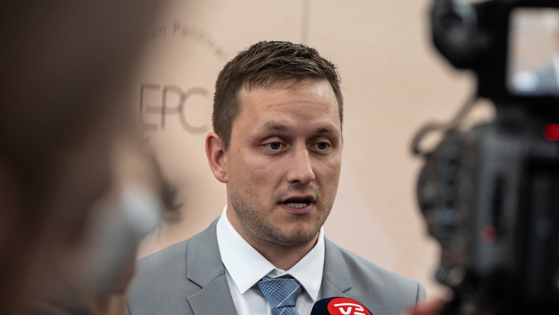 696fe0d759bf5b44262272ed