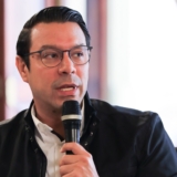 photo_5149887425856342940_w