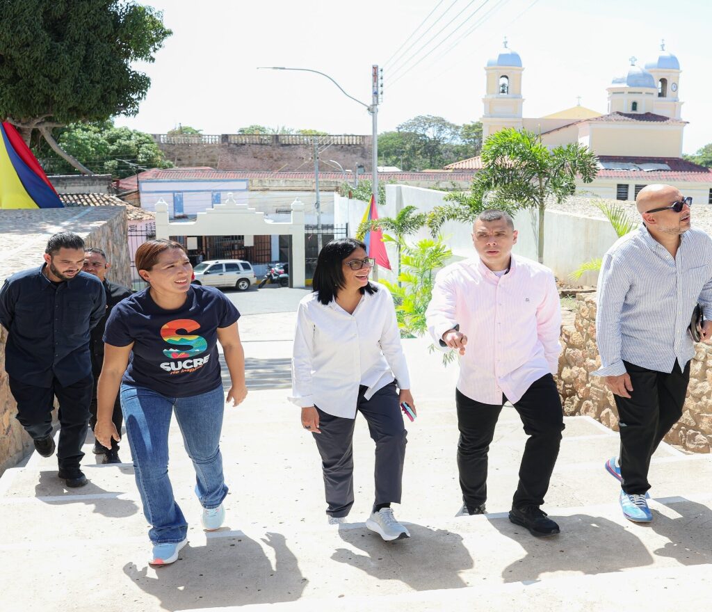 Presidenta (E) Delcy Rodríguez realiza un recorrido por la Casa Museo «Antonio José de Sucre»